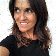 Laureata, buona dizione, capacità di spiegazione e di ascolto, esperienza con ripetizioni ed aiuto compiti per alunni elementari, medie e liceo. Affidabile e puntuale. Disponibile su Livorno (Toscana).